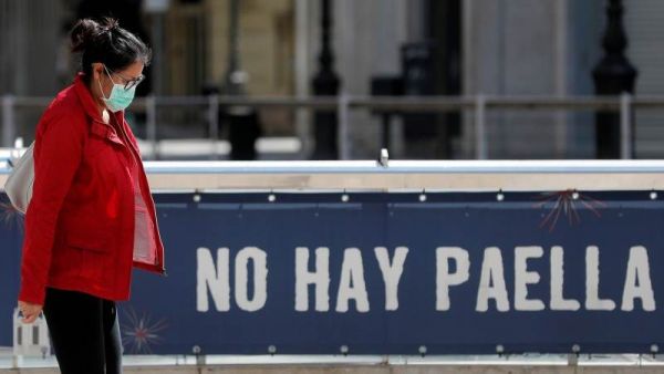 “Everyone is panicking” over quarantine, says UK tourist in Spain