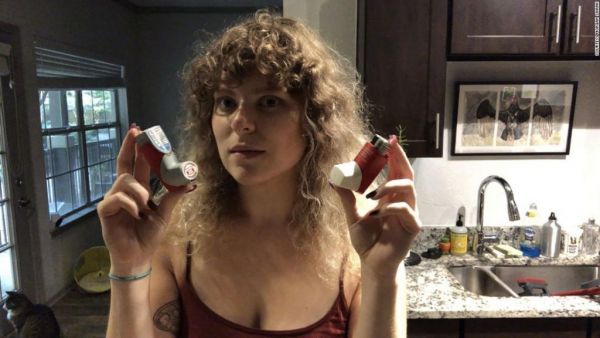 Κοροναϊός : «Δεν παίζουμε με τον ιό» προειδοποιούν εικοσάρηδες που ακόμα πολεμούν με την ασθένεια