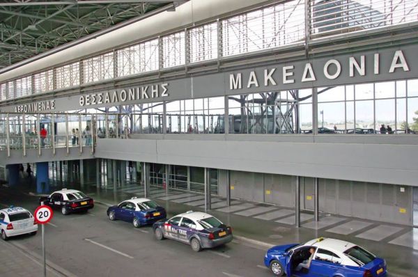 Συναγερμός στο αεροδρόμιο «Μακεδονία»: Έκτακτη προσγείωση αεροπλάνου