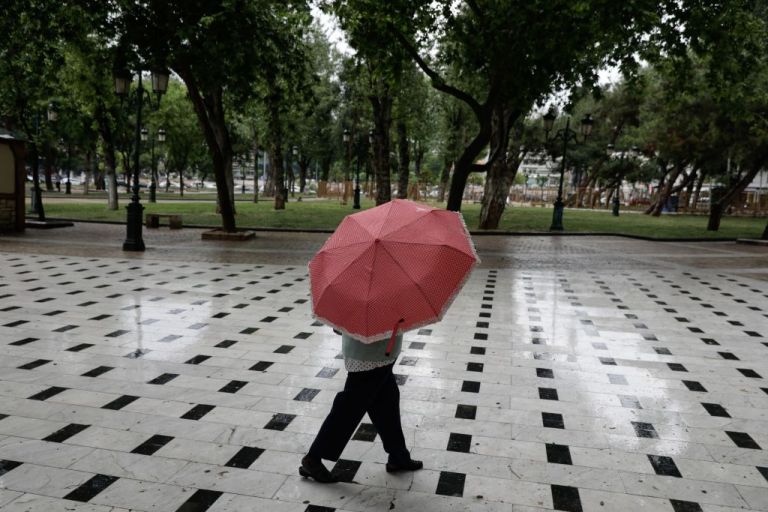 Καιρός : Μετά τον καύσωνα έρχονται βροχές και καταιγίδες