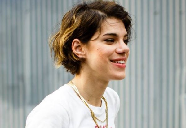 H Mόνικα θα ερμηνεύσει το «Saving the world» στην Ακρόπολη για τους ήρωες στη μάχη του κοροναϊού