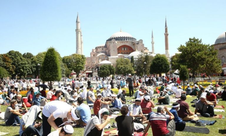 Αγία Σοφία: Mε το βλέμμα στο μέλλον