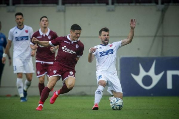 «Όρθιος» ο Πανιώνιος στην Λάρισα (0-0)