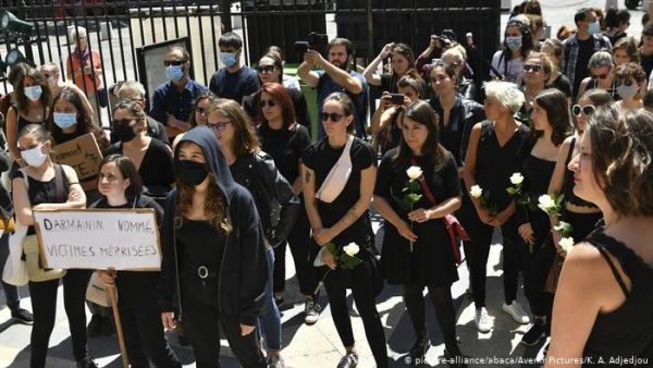 Γυναικεία οργή για τη νέα κυβέρνηση στη Γαλλία