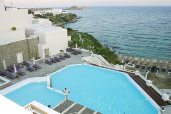 Επίδομα 534 ευρώ : Πού κάνουν αίτηση οι εποχικοί – Πότε θα πληρωθεί