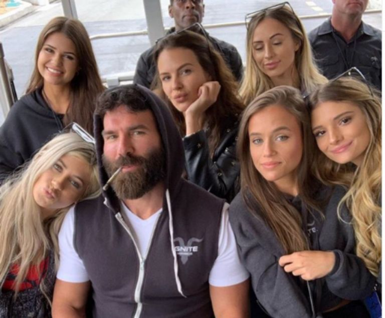 Dan Bilzerian: Στα ελληνικά νησία ο «Βασιλιάς του Instagram»