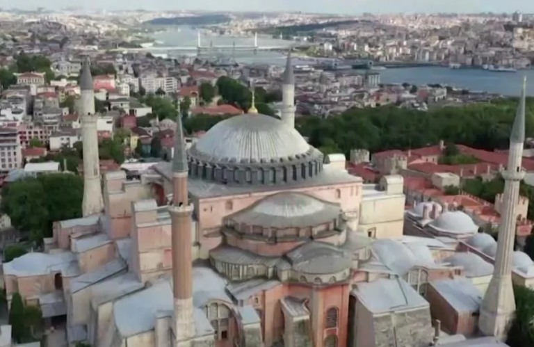 Αγία Σοφία : Ένα ιστορικό μνημείο οικουμενικής ακτινοβολίας