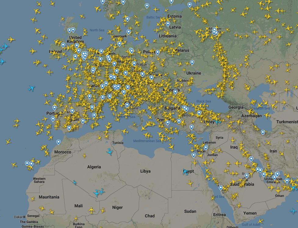 Απίστευτο: Γέμισε αεροπλάνα ο ουρανός της Ευρώπης