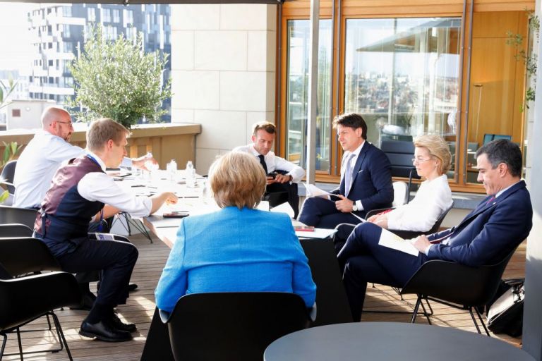 Αδιέξοδο στη Σύνοδο Κορυφής: Νέος γύρος διαπραγματεύσεων το απόγευμα – Έξω φρενών ο Μακρόν