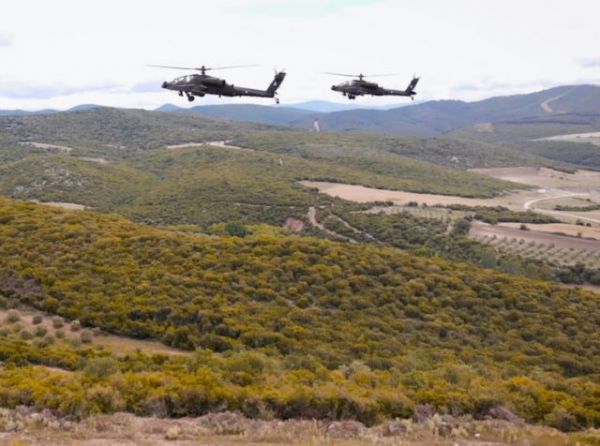 Ομόφωνα αθώοι Λιακουνάκος, Τραυλός και πρώην αξιωματικοί για την υπόθεση των ελικοπτέρων Apache