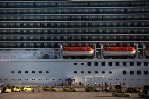 Θεοχάρης : Από αρχές Αυγούστου ανοίγουμε και την κρουαζιέρα