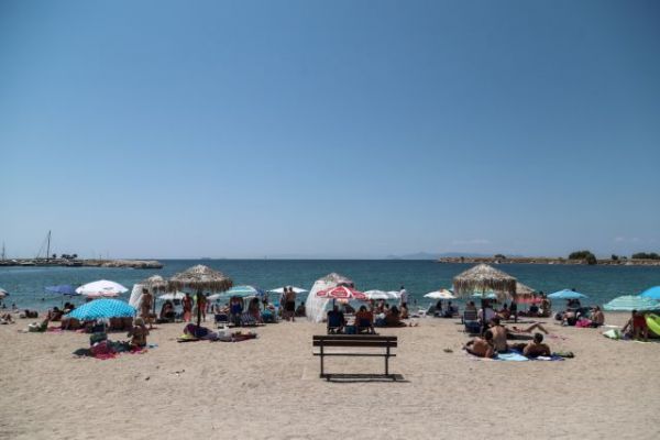 Καιρός : Ανεβαίνει ο υδράργυρος – Ισχυροί άνεμοι στο Αιγαίο