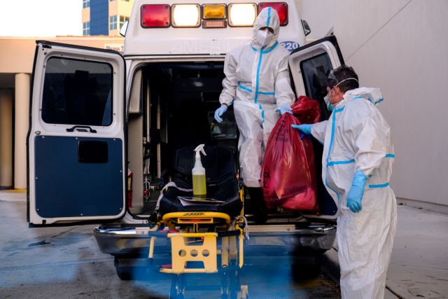 Κοροναϊός : Ρεκόρ ημερήσιων θανάτων στο Τέξας - Στοιβάζουν πτώματα σε φορτηγά-ψυγεία