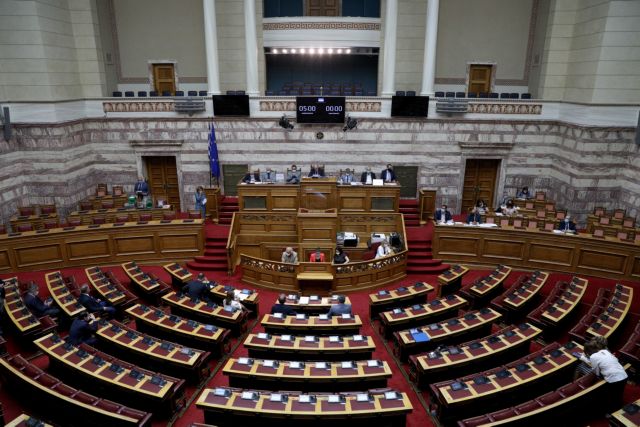 Στον Άρειο Πάγο παρέδωσε η Βουλή το υλικό της πρότασης παραπομπής του Παπαγγελόπουλου