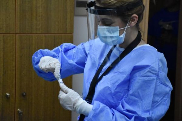 Αιδηψός: Αρνητικά τα 80 από τα 87 τεστ – Χειροκροτήματα από τους Σέρβους τουρίστες