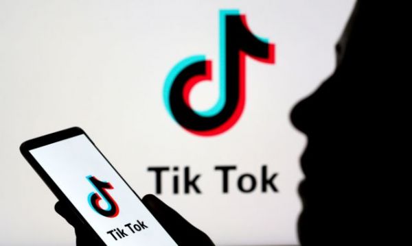 Ινδία: Η κυβέρνηση απέκλεισε το Tik Tok και άλλες 58 εφαρμογές