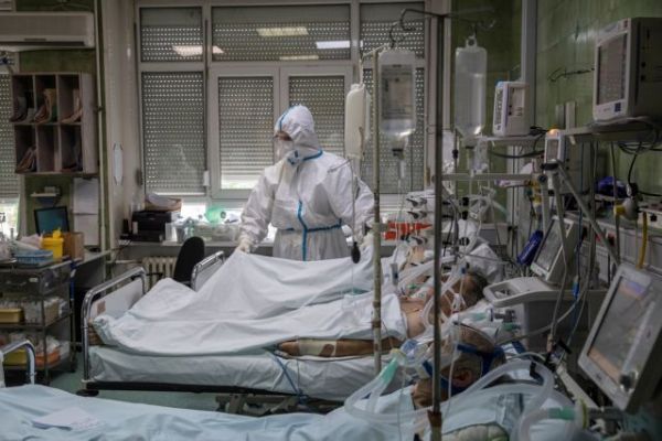 Κοροναϊός : 27 νέα κρούσματα, τα 8 εισαγόμενα και 1 θάνατος – Πού εντοπίστηκαν [Γραφήματα]