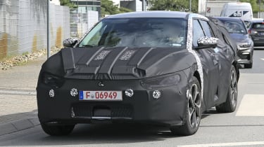 Νέο ηλεκτροκίνητο coupe SUV από την KIA