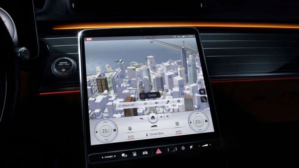 Mercedes-Benz S-Class: Επανάσταση εκ των έσω