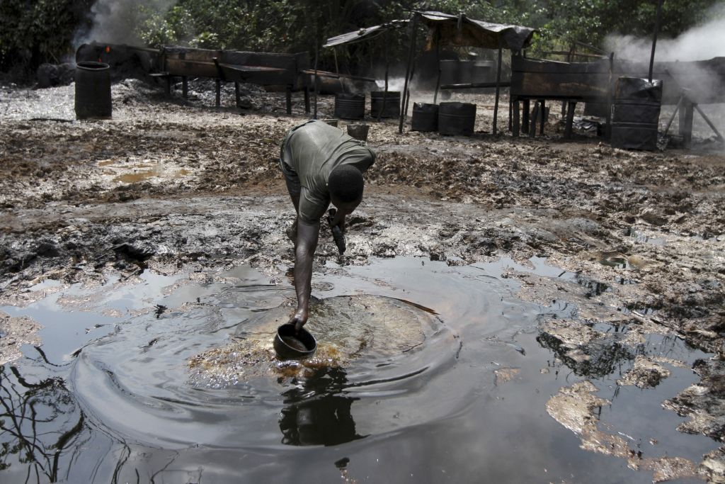 Ευρωπαϊκές πετρελαϊκές εταιρείες καταστρέφουν την ατμόσφαιρα της Νιγηρίας