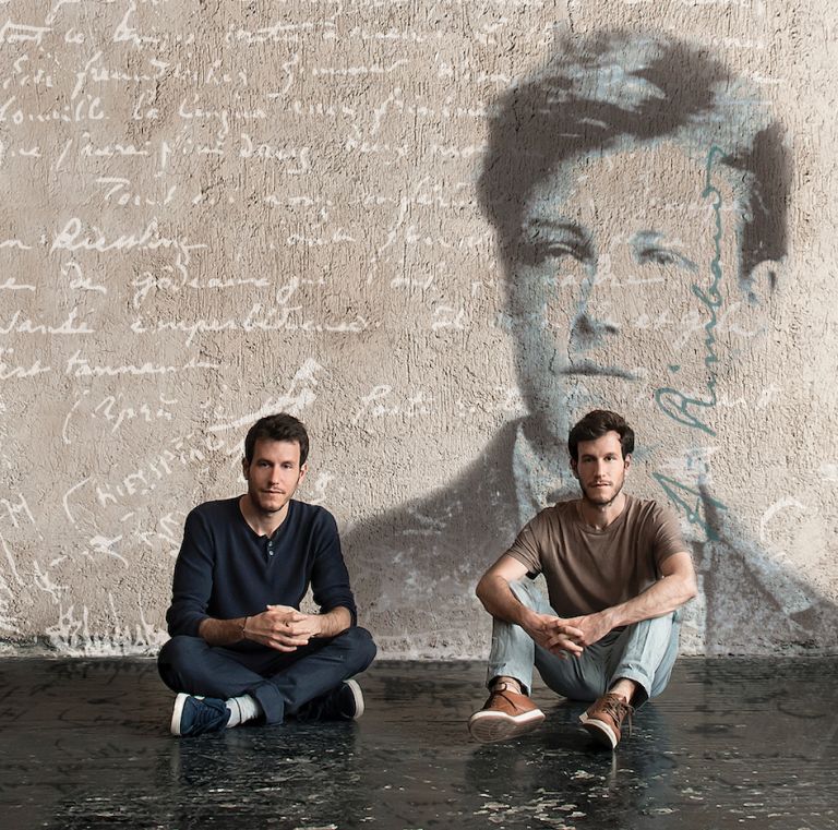 Ο Μιχάλης και ο Παντελής Καλογεράκης μιλούν για τα «Ρεμπώτικα» και το live στο Αστεροσκοπείο