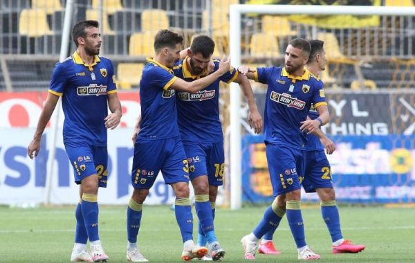 Περίπατος της ΑΕΚ στο «Βικελίδης» (4-1)