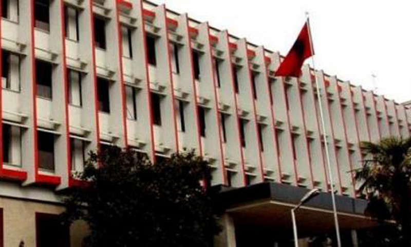 Η Αλβανία απέλυσε την πρεσβευτή και όλο το προσωπικό της πρεσβείας στην Αθήνα