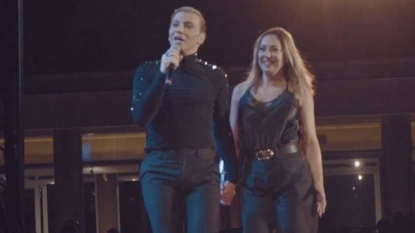 Τάκης Ζαχαράτος – Μελίνα Ασλανίδου: Έληξαν την κόντρα τους με άφθονο γέλιο