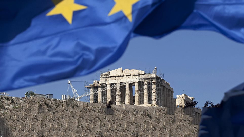 ΟΟΣΑ: Ύφεση 8% της ελληνικής οικονομίας το 2020 - Στο 9,8% αν υπάρξει δεύτερο κύμα πανδημίας