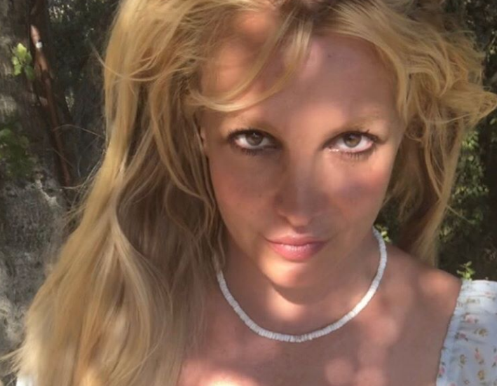 Britney Spears : «Πόλεμος» στα social για την ψυχική της υγεία