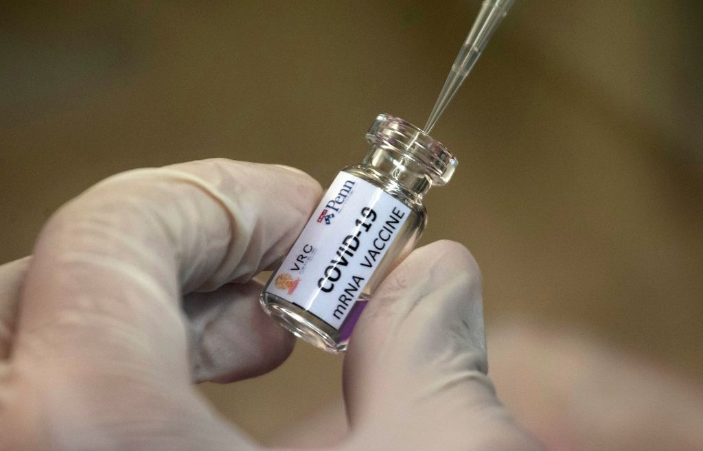 Τραμπ : Σύντομα θα έχουμε εμβόλιο - Επιτυχείς δοκιμές από δύο εταιρείες
