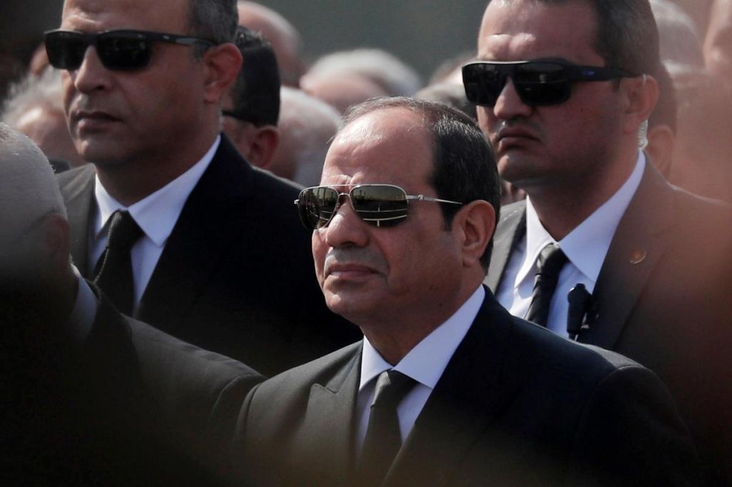 Economic pitfalls risk cooling Egypt's hot money inflows