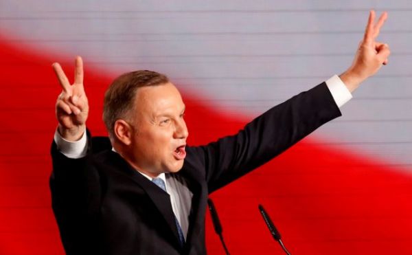 Εξαγριωμένος ο Ντούντα με τη Γερμανία : Θέλει να επιλέξει τον πρόεδρο στην Πολωνία;