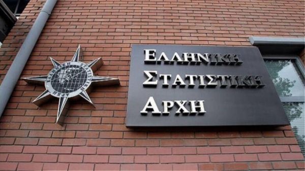 ΕΛΣΤΑΤ: Μείωση 17,5% στον όγκο της ιδιωτικής οικοδομικής δραστηριότητας τον Απρίλιο