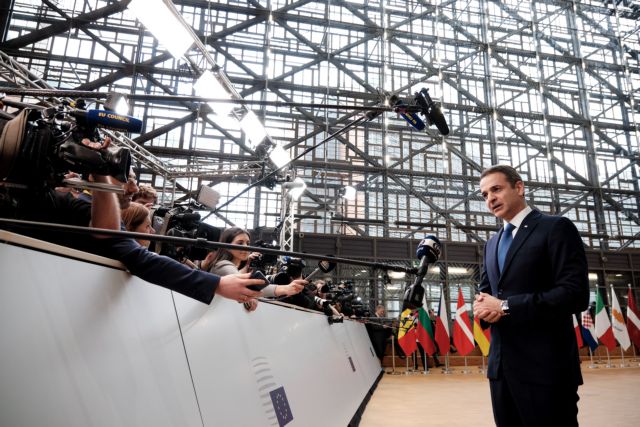 Σύνοδος Κορυφής: «Μάχη» της Ελλάδας για τα 32 δισ. και τις κυρώσεις κατά της Τουρκίας