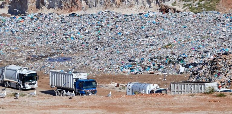 Πατούλης : Ως το 2025 θα έχει κλείσει για πάντα η χωματερή της Φυλής