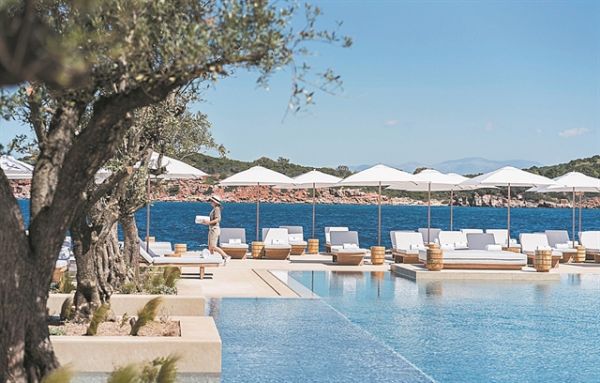Οι πισίνες των City Hotels