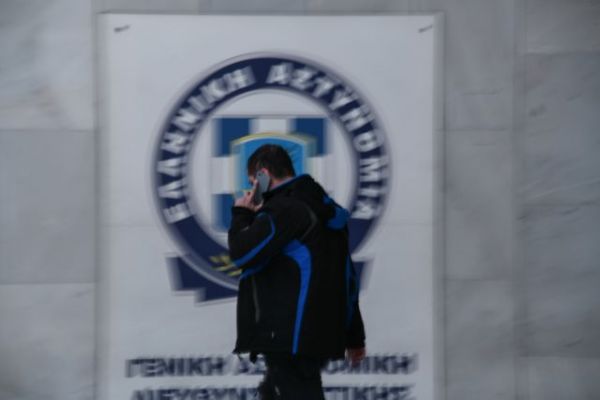Σε διαθεσιμότητα πέντε αστυνομικοί – Κατηγορούνται για συμμετοχή σε εγκληματικές οργανώσεις