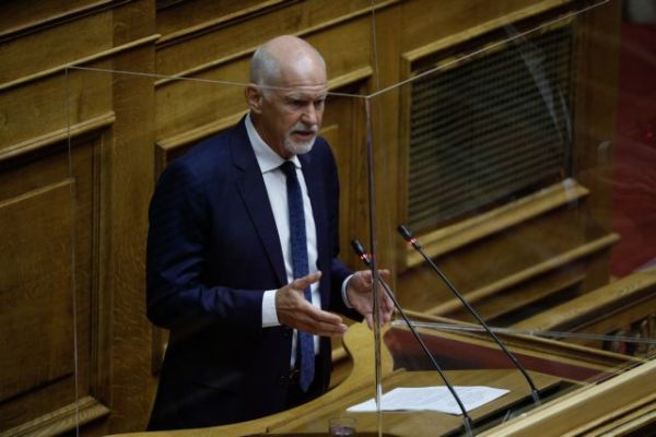 «Σεισμός» στο ΚΙΝΑΛ: Απείχαν Παπανδρέου – Καστανίδης στην ψηφοφορία για διαδηλώσεις