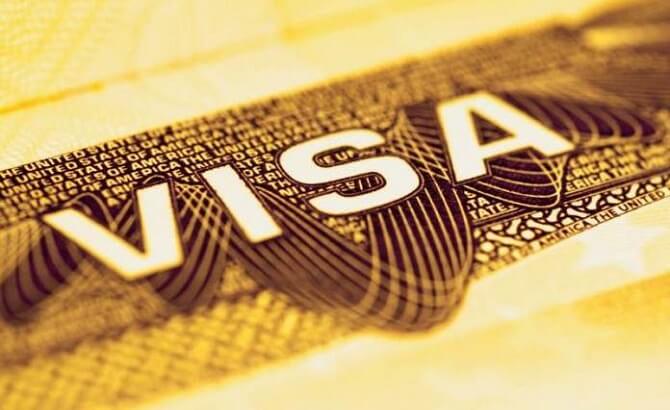«Φρέναρε» η Golden Visa: Μόνο 376 άδειες το πρώτο εξάμηνο