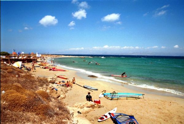 Η Πάρος καλύτερο νησί της Ευρώπης σύμφωνα με αμερικανικό περιοδικό