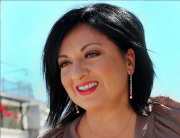 Σοφία Μουτίδου: «Είχα σχέση 8 χρόνια με έναν ομοφυλόφιλο»