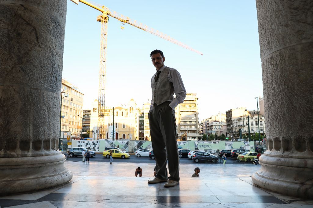 Δράση-φόρος τιμής στον Ίωνα Δραγούμη στο Δημοτικό Θέατρο Πειραιά