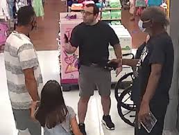Τρόμος σε κατάστημα στις ΗΠΑ: Του ζήτησαν να φορέσει μάσκα και αυτός έβγαλε όπλο