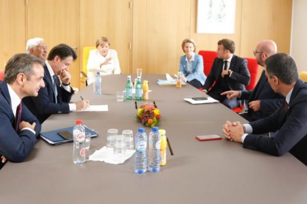 Σύνοδος Κορυφής : Νέα συνάντηση Μητσοτάκη με Μέρκελ, Μακρόν και ηγέτες του Νότου