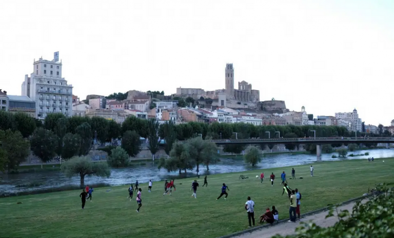 Κοροναϊός – Ισπανία : Σε καραντίνα 200.000 κάτοικοι της Καταλονίας εξαιτίας της αύξησης των κρουσμάτων