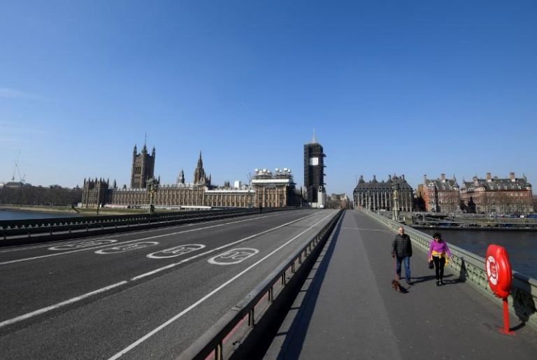 «Σούπερ Σάββατο» : Η Βρετανία επιστρέφει στην… κανονικότητα μετά από τρεις μήνες