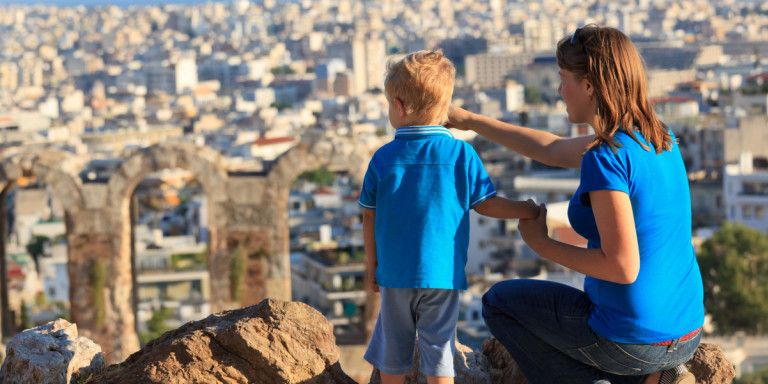 Εγκύκλιος: Τι ισχύει για την άδεια φροντίδας παιδιού των γονέων που τέθηκαν σε αναστολή εργασίας