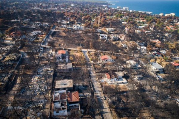 Μάτι : Συγκινούν οι επιχειρηματίες – Καταστραφήκαμε, μας τσάκισε και η γραφειοκρατία