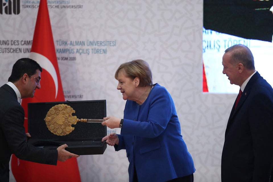 Γερμανία - Τουρκία: Αλλαγή στρατηγικής από το Βερολίνο;